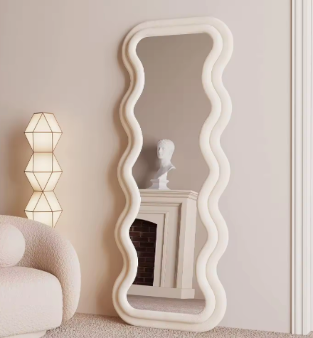 Trendgolven Onregelmatig Ingelijste Teddy Wandspiegel - off white